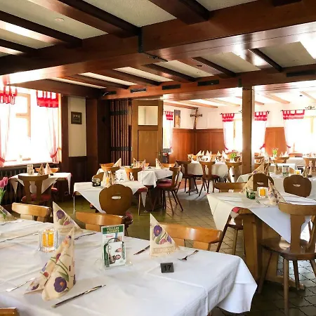 Fogadó Gasthaus Adler *